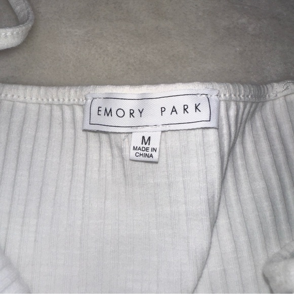 Emory Park White Ribbed Biker Short Summer Romper Size Medium - Picture 5 of 5